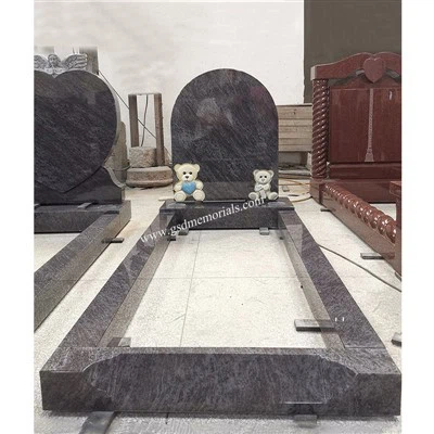 „Bahama Blue Bespoke Teddy Bear Headstone“